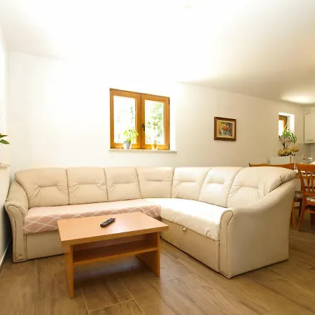 Apartman 1936 Matohanci